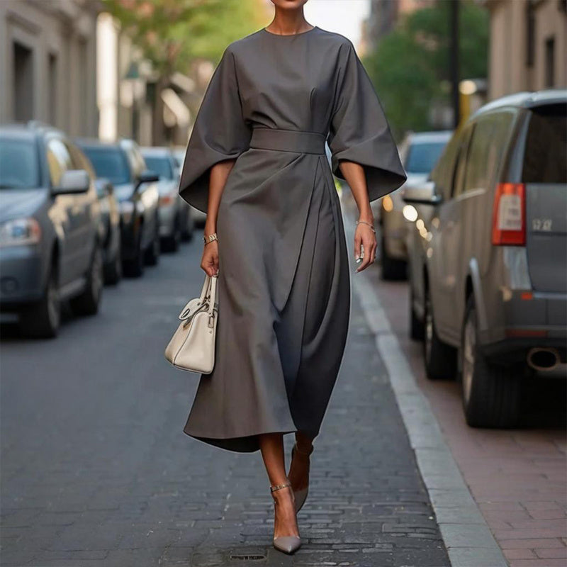 Elegant Plus Size Waist-Defining Maxi Dress with Pleated Design